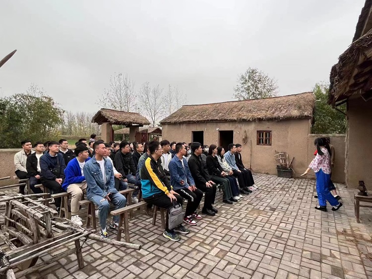 图片2y.jpg