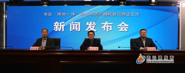 c4e77cafd27c9fc1b80ee28bef33360a.jpg