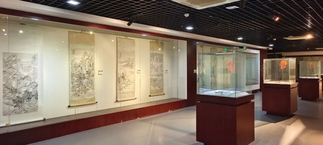 展厅书画1.jpg