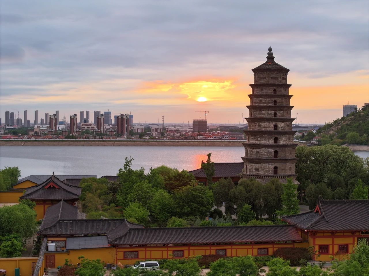 微信图片_20250109135435.jpg