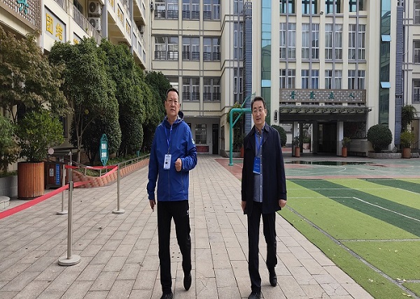 领导巡考hao.jpg