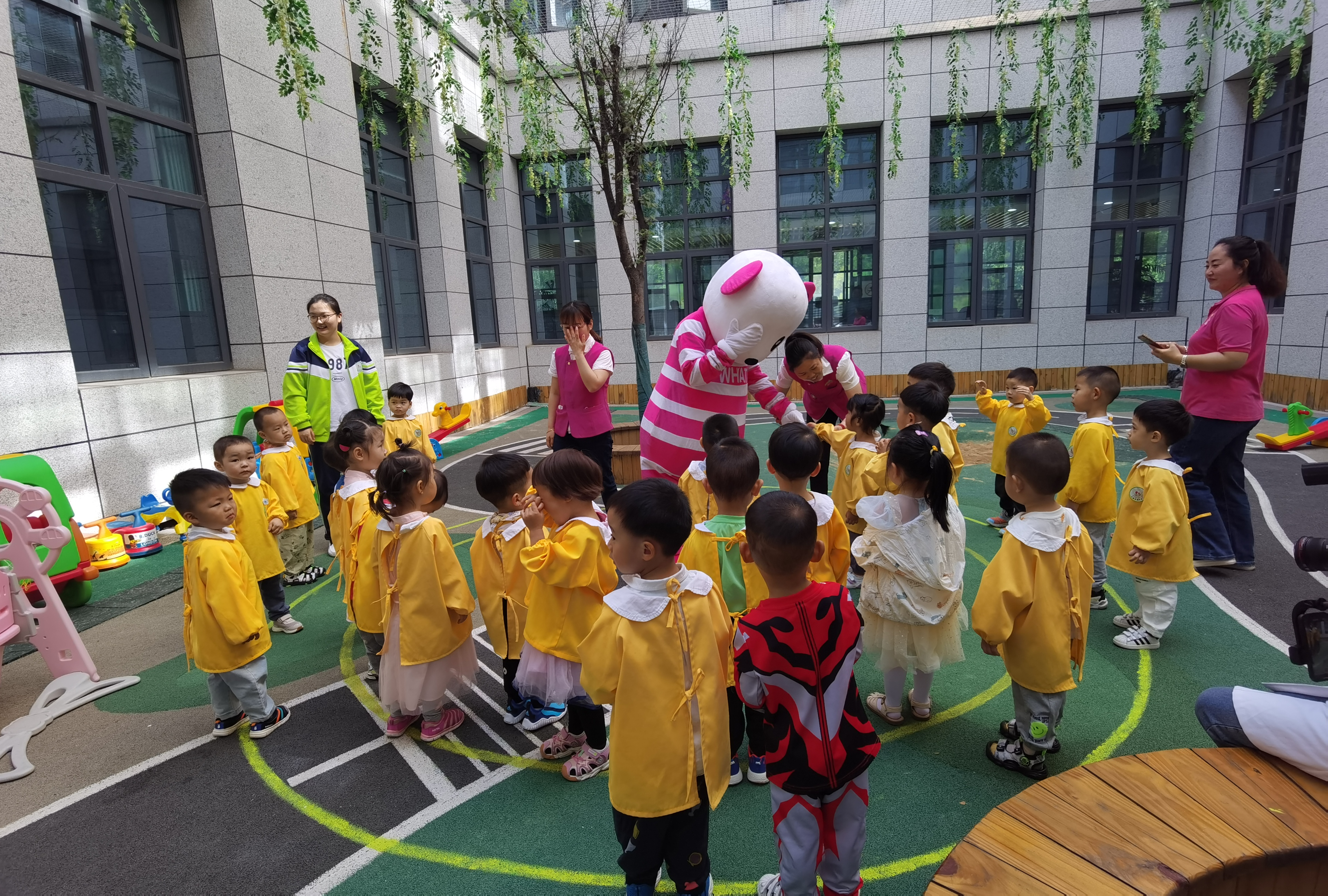 婴幼儿照护中心2.png