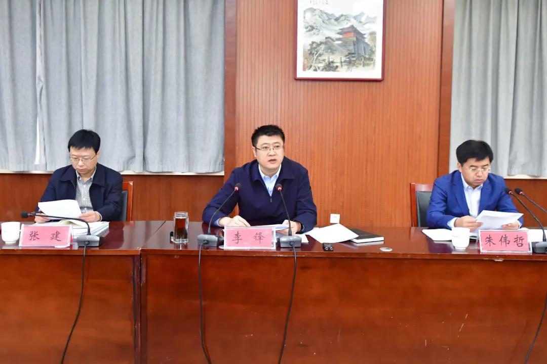 海州区召开十八届政府第41次常务会