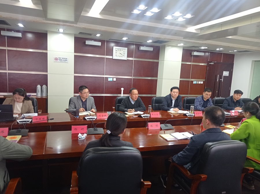 2青年座谈会.jpg