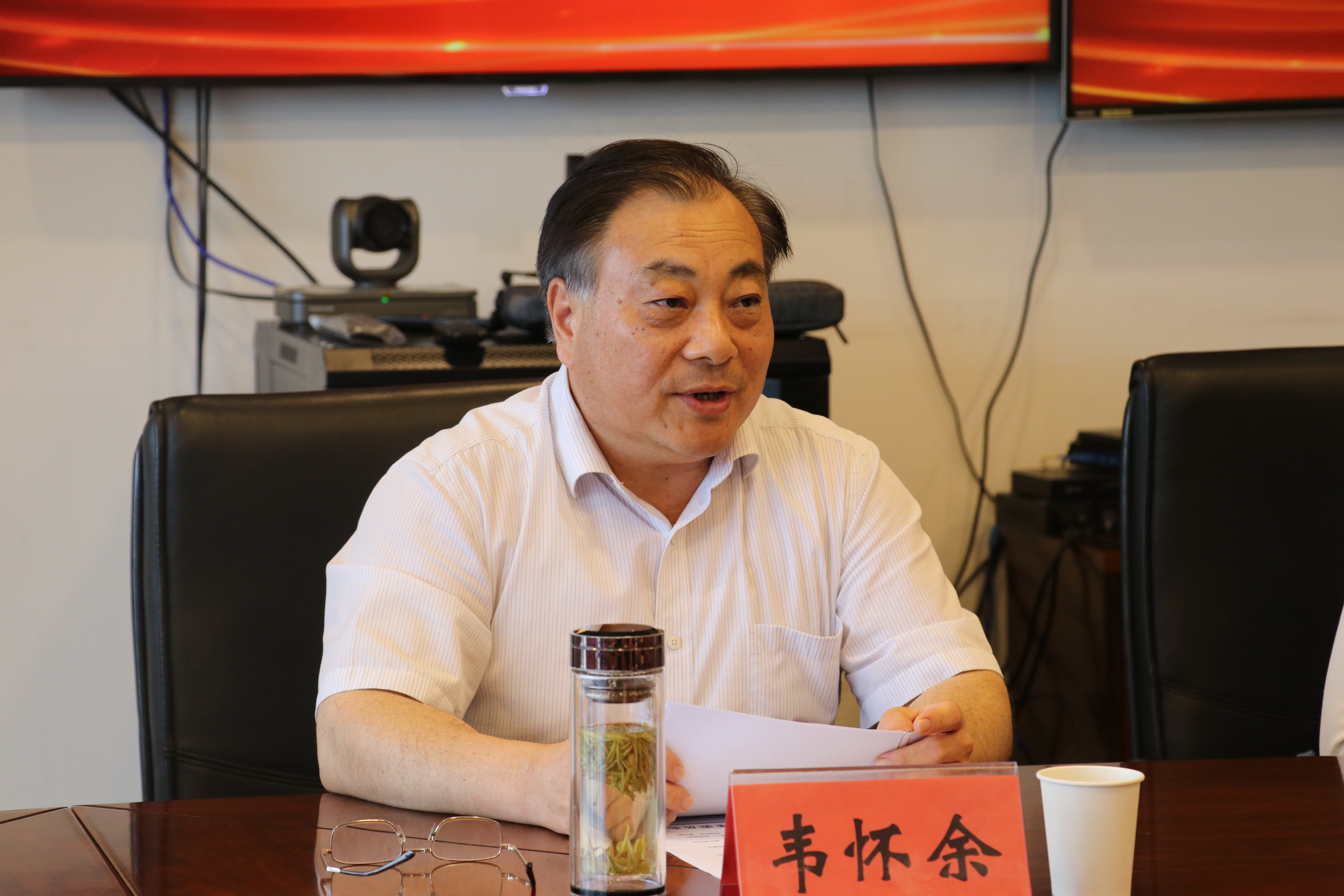 韦怀余同志深情寄语新晋升职级干部牢记新责任迎接新挑战争创新业绩