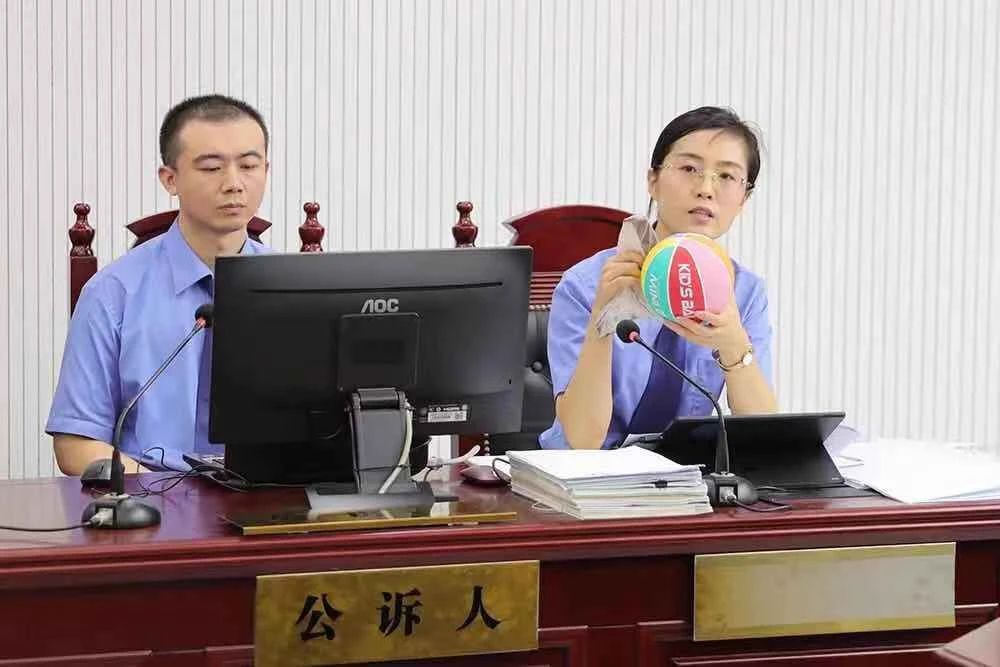 政法先锋 | 全国先进工作者王帆:为未成年人"守护明天"