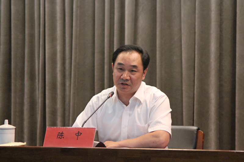 我市召开第36个教师节庆祝表彰大会