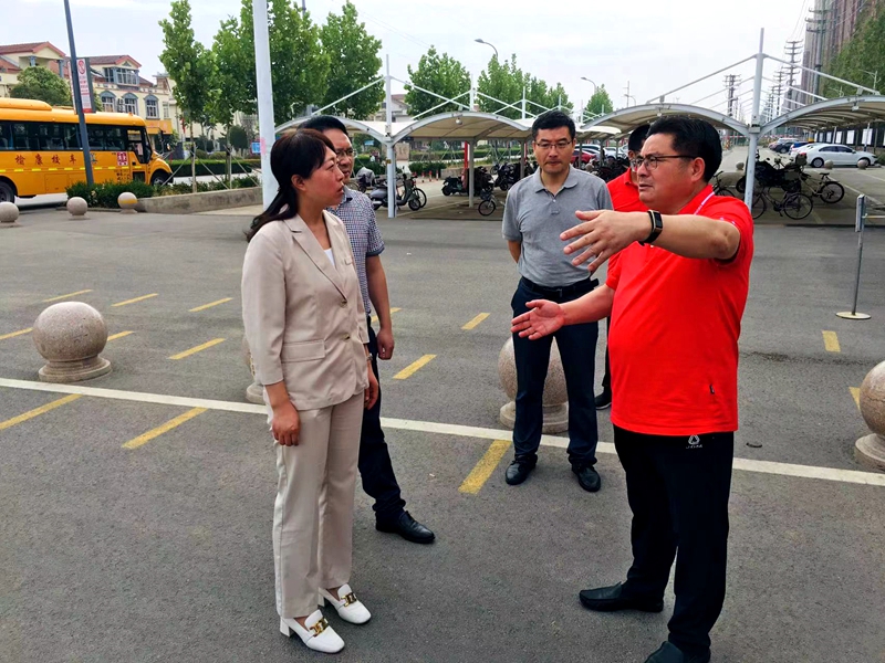 塔山中学:塔山镇领导慰问中考师生 - 赣榆教育在线