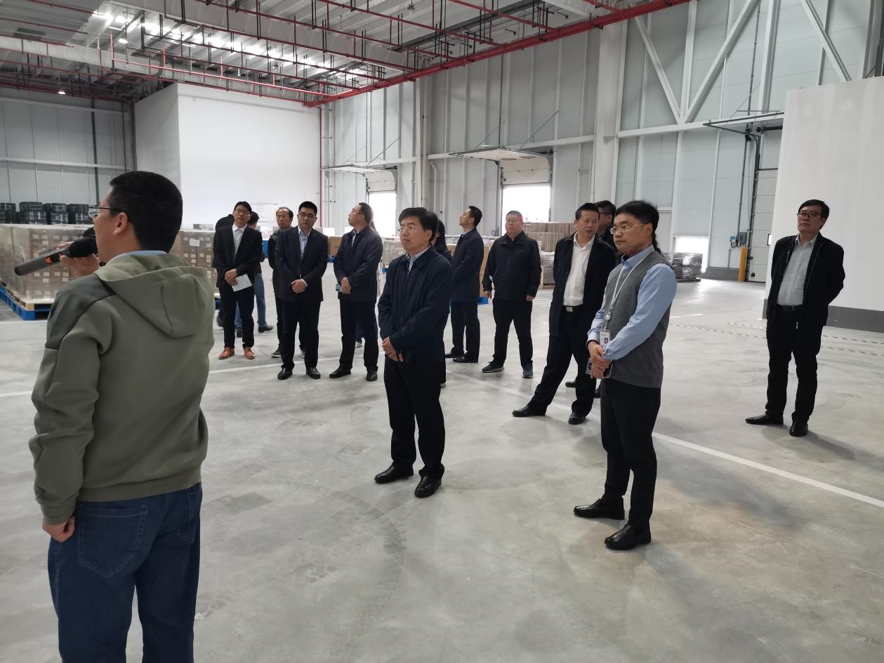 区领导朱伟哲带队赴市经济技术开发区参观考察重点项目建设