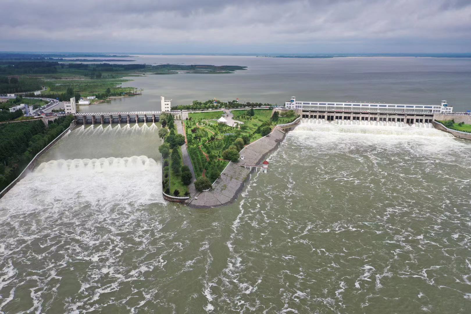 石梁河:科学精准调度全力抗击"烟花"